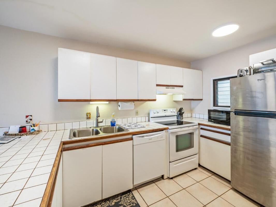 Oceanfront 1 Bedroom 2 Bathroom With Large Lanai - Kona Bali Kai 218 Kailua-Kona Exteriör bild