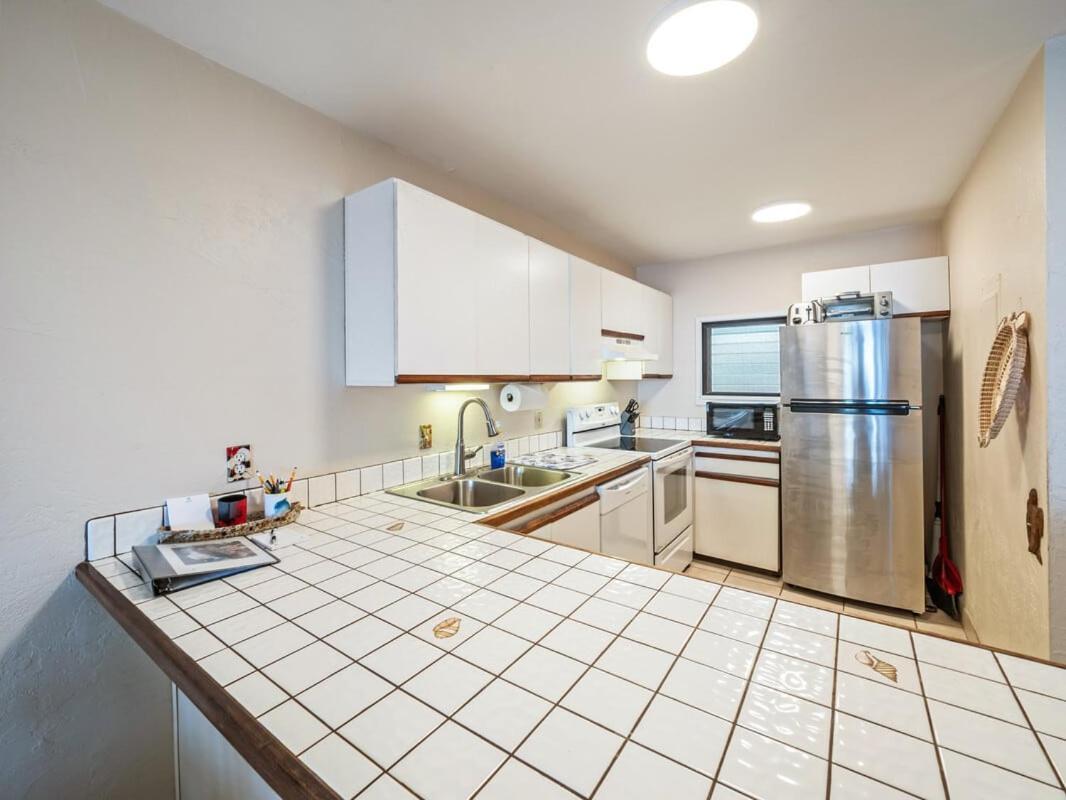 Oceanfront 1 Bedroom 2 Bathroom With Large Lanai - Kona Bali Kai 218 Kailua-Kona Exteriör bild